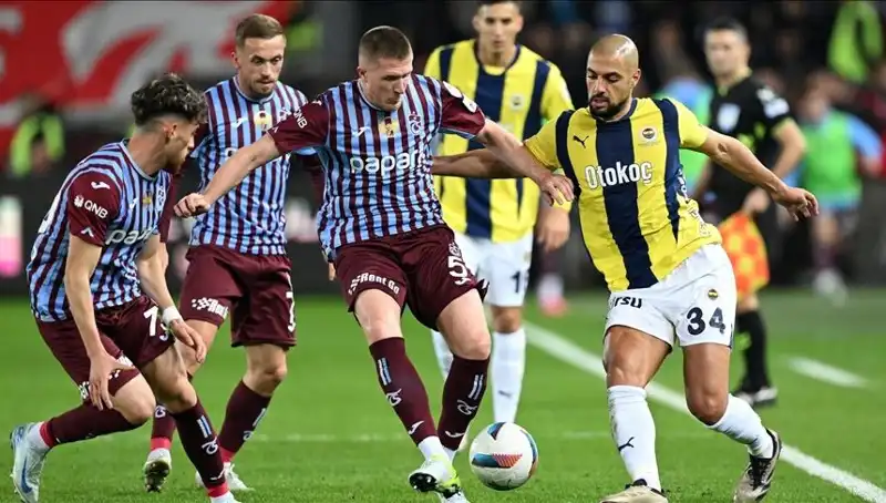 Fenerbahçe ile Trabzonspor Derbisi: Kadıköy'de Şampiyonluk Hesapları!