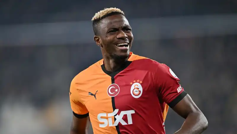 Osimhen’in Geleceği Hakkında Şok Edici İddia: Napoli veya Galatasaray’a Veda Ediyor!