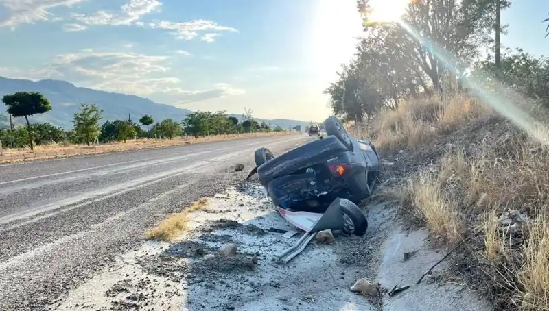 Adıyaman'da Otomobil Takla Attı: Kaza Anları Kameralara Yansıdı